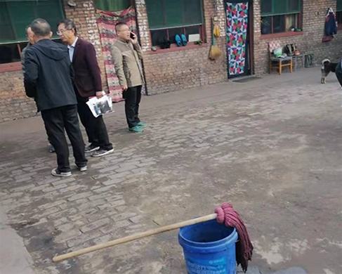 縣委、鎮(zhèn)府領(lǐng)導(dǎo)煤改電驗(yàn)收工程