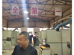 和靈石縣第一職業(yè)高中校領(lǐng)導(dǎo)在?？疾?/>
                    </a>
                    </div>
                  </div>
                  <div   id=